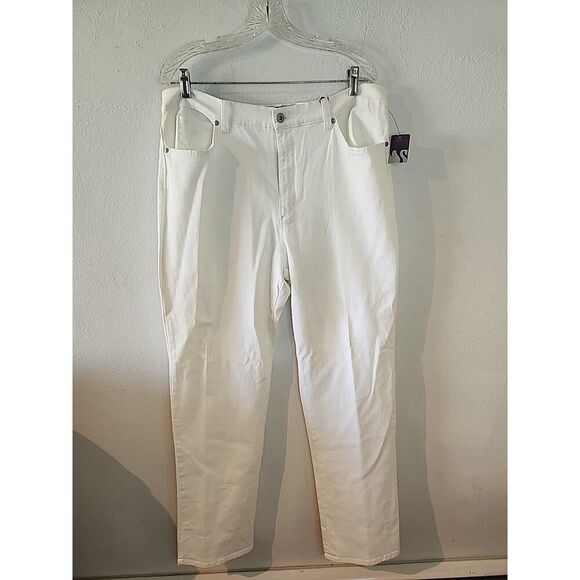 Gloria Vanderbilt Amanda White Jeans Tapered Leg Women’s Size 16 Long - Picture 1 of 6